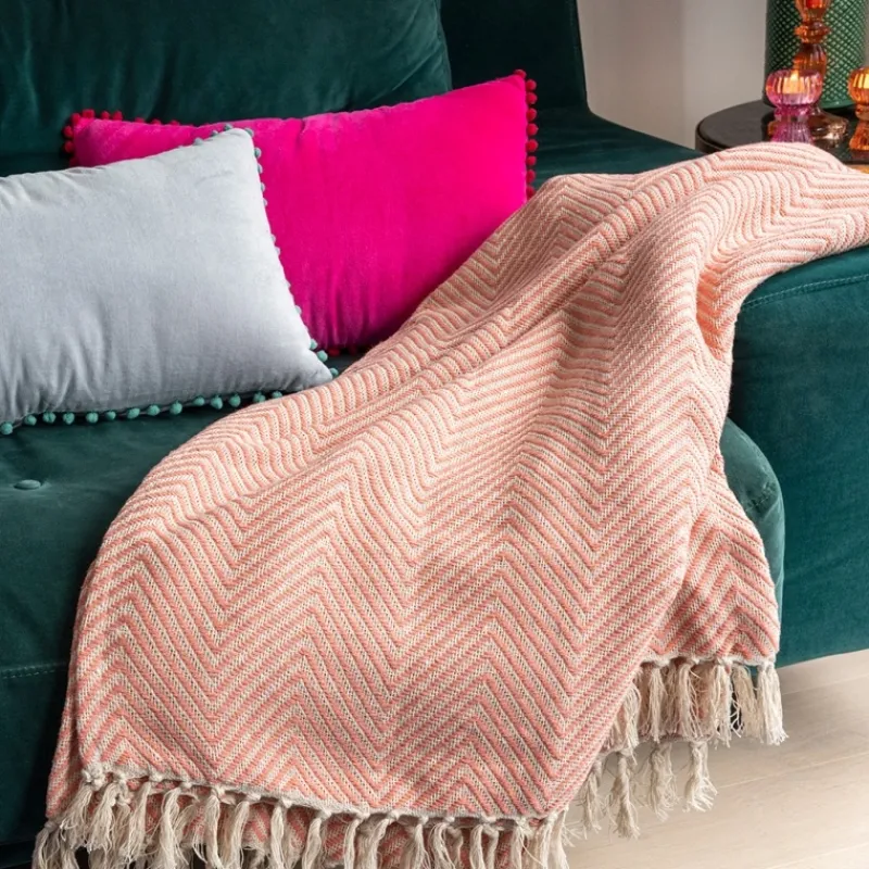Rex London Large herringbone throw (225 x 150 cm) - Coral Outlet