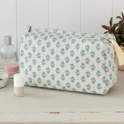 Rex London Quilted wash bag - Cornflower Discount