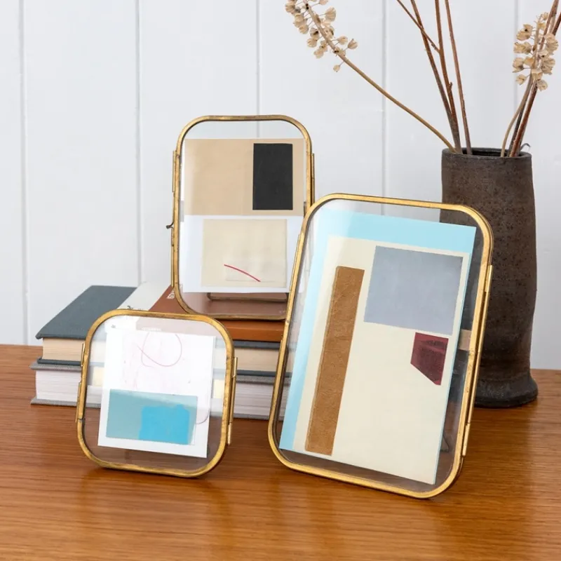Rex London Rounded standing brass frame 10x15cm Outlet