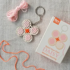 Rex London Stitch your own wooden keyring - Daisy Best